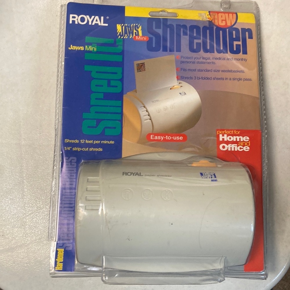 Mini Paper Shredder